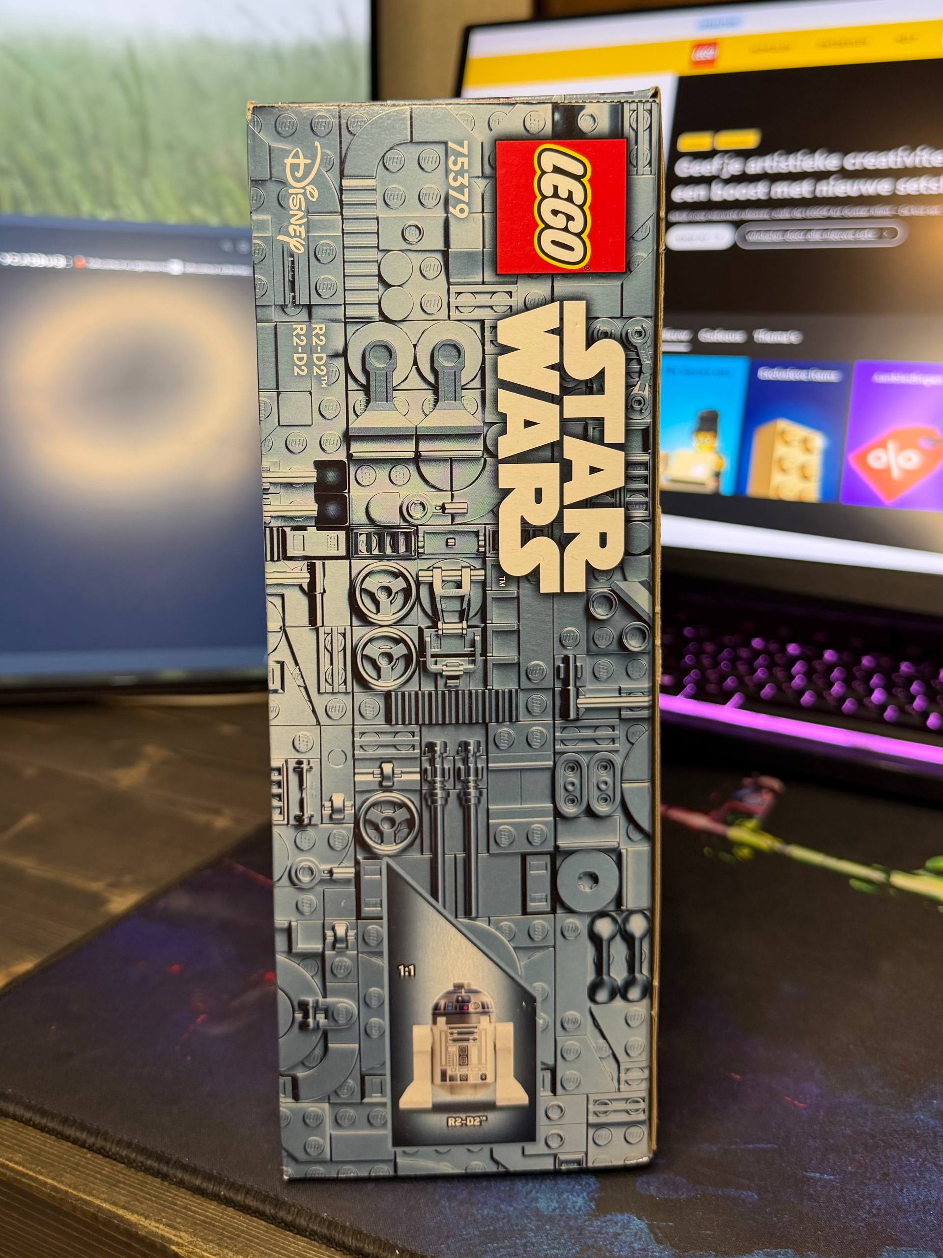 LEGO Star Wars 75379 R2-D2