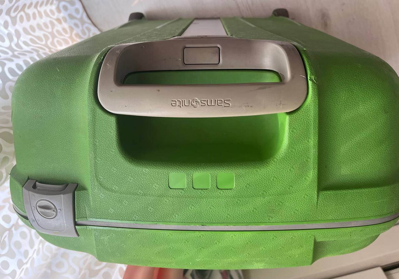 Чемодан Samsonite на 2 колёсах