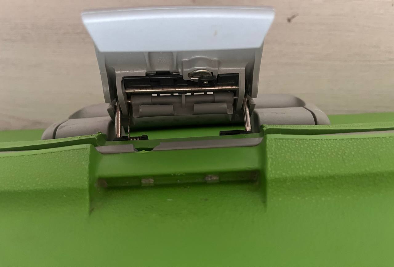 Чемодан Samsonite на 2 колёсах
