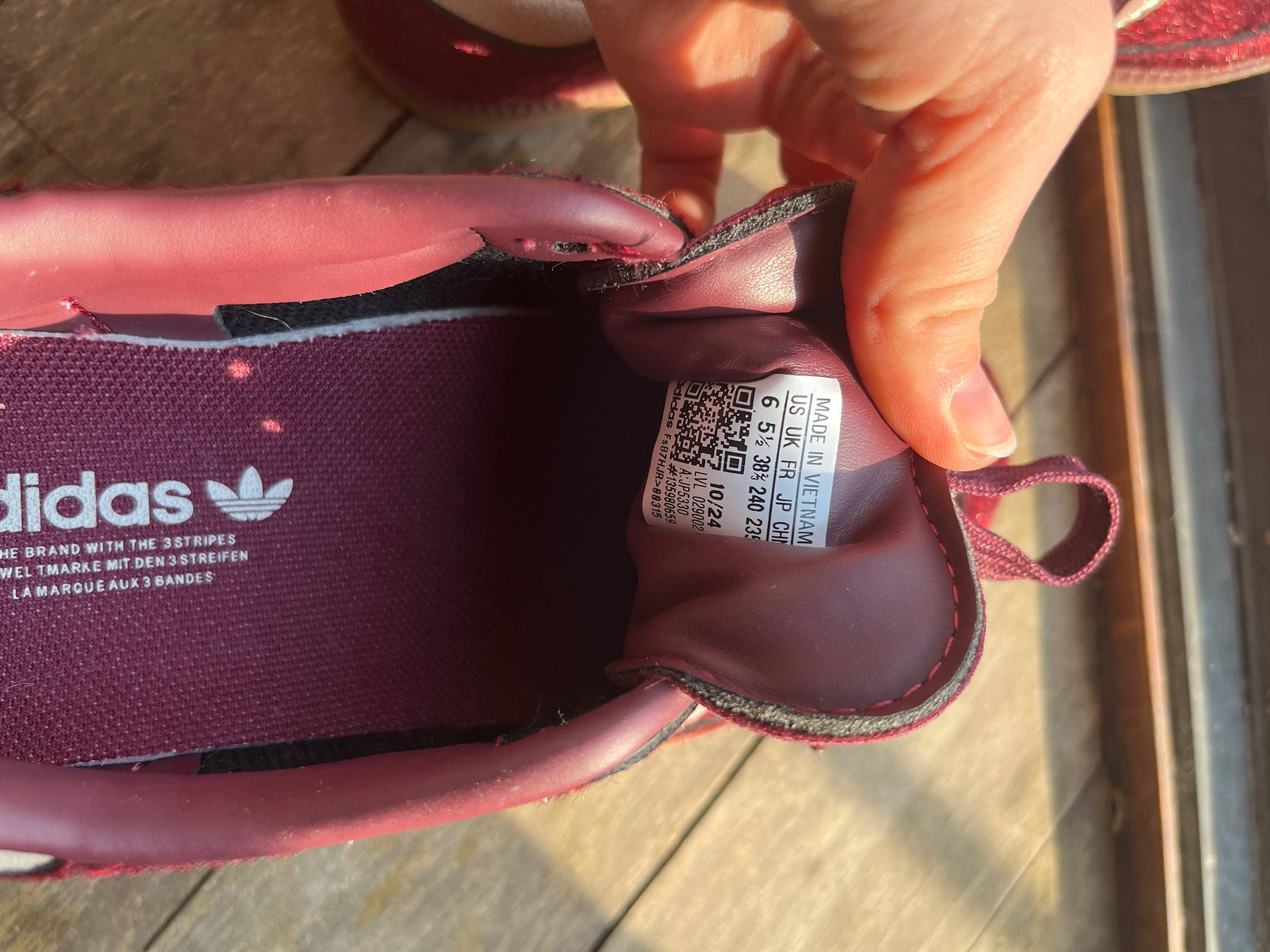 Кроссовки Adidas, размер 36/37