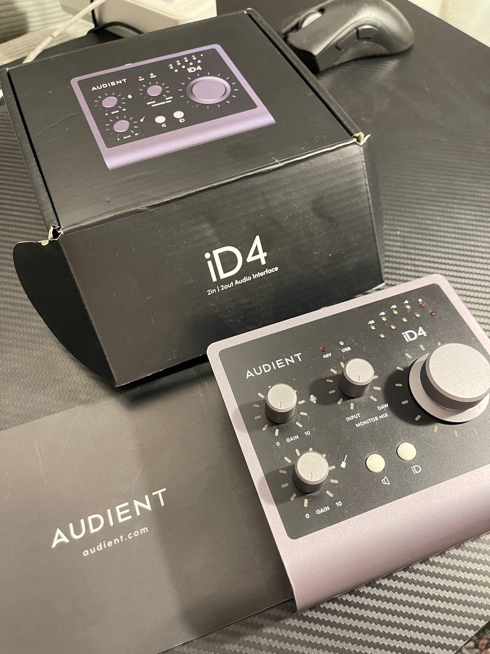 Audient iD4 MKII аудиоинтерфейс