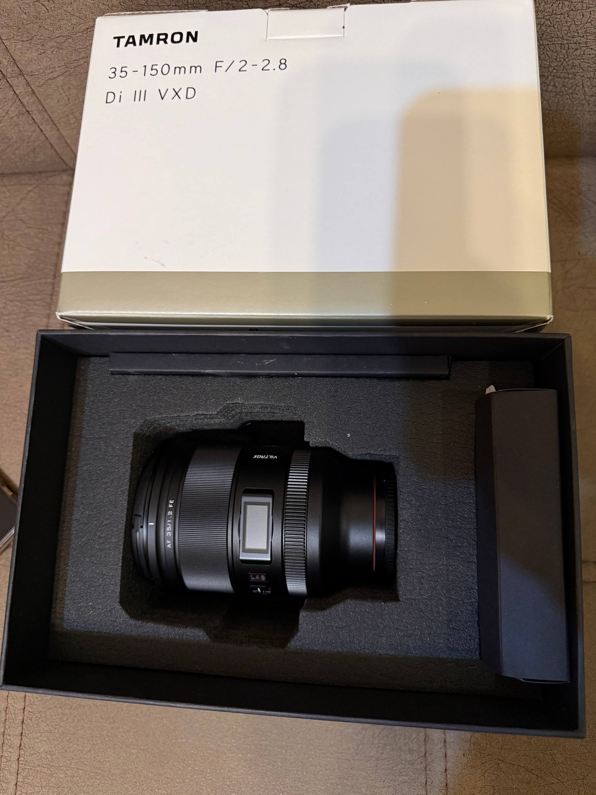 Объектив Tamron 35-150mm Sony E Mount