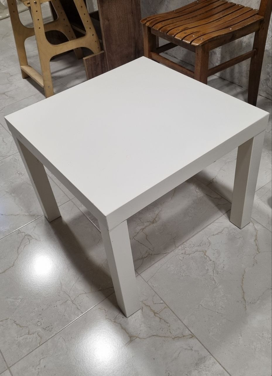 Стол IKEA 55x55 см, высота 45 см