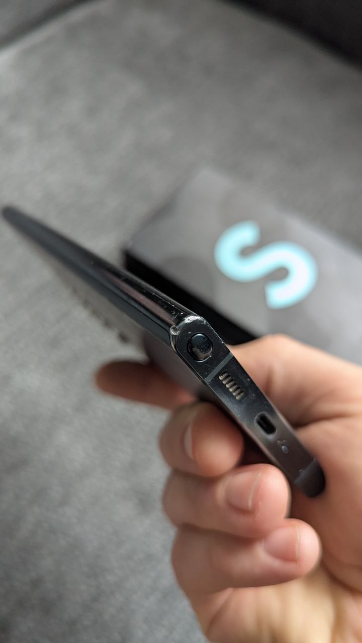 Samsung Galaxy S22 Ultra 256 ГБ