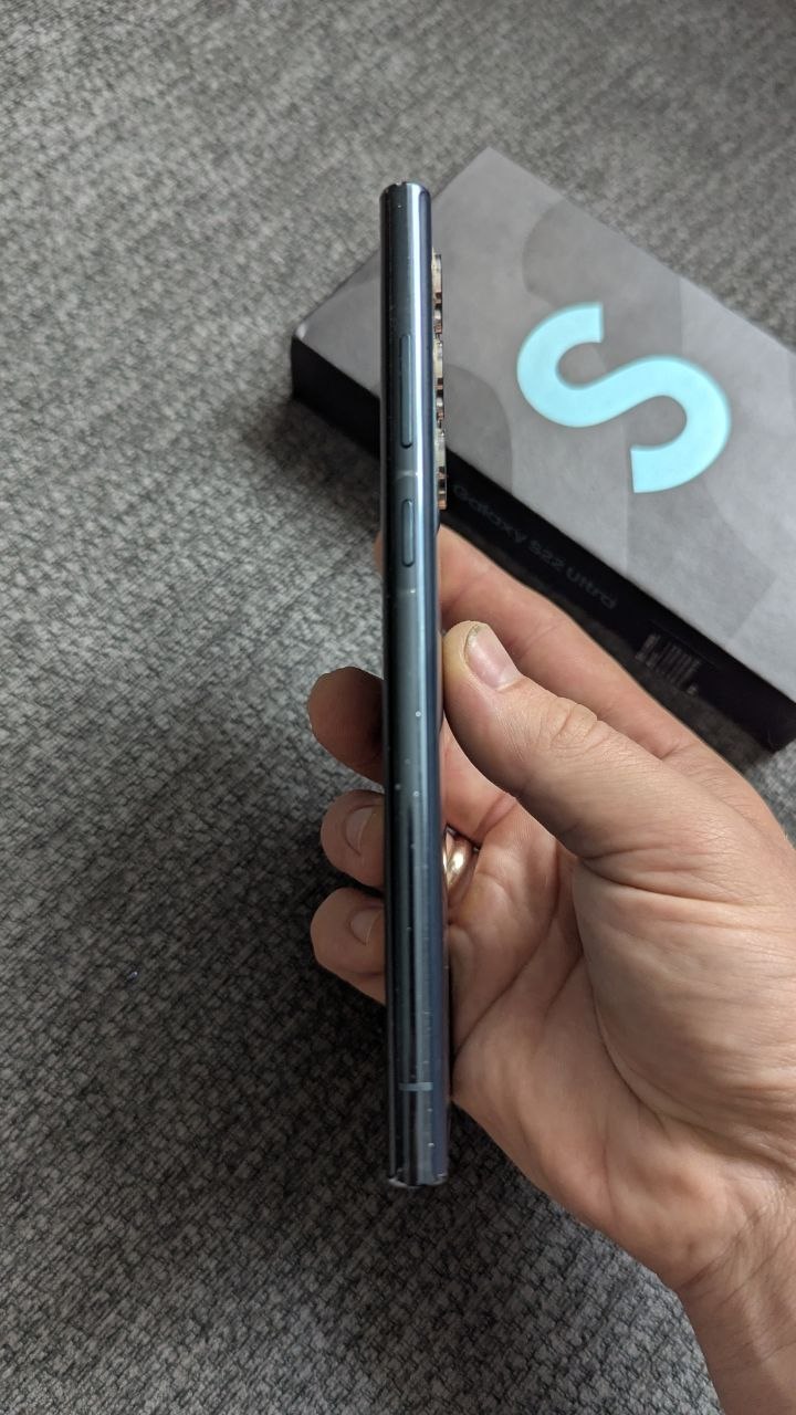 Samsung Galaxy S22 Ultra 256 ГБ