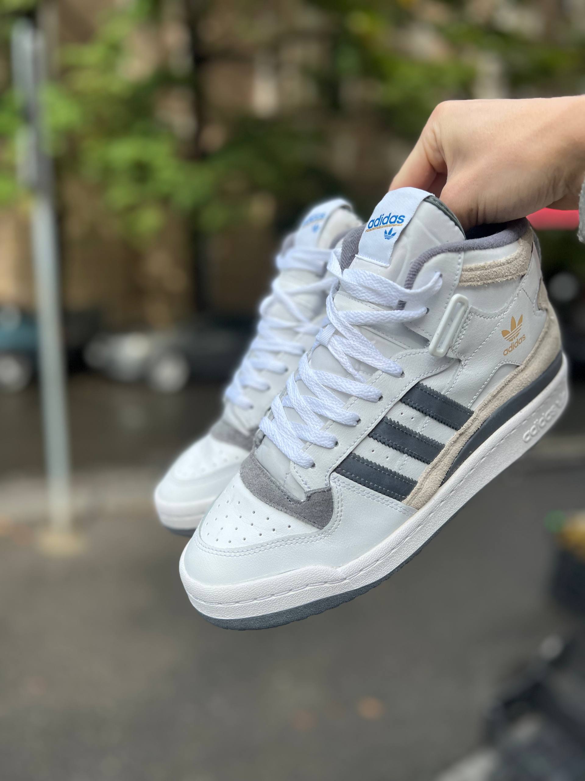 Кроссовки Adidas оригинал 42 размер