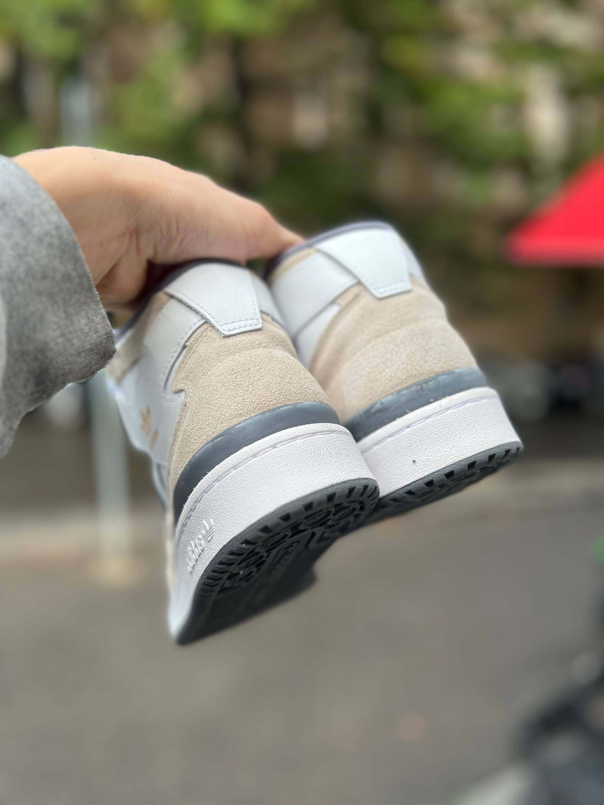 Кроссовки Adidas оригинал 42 размер