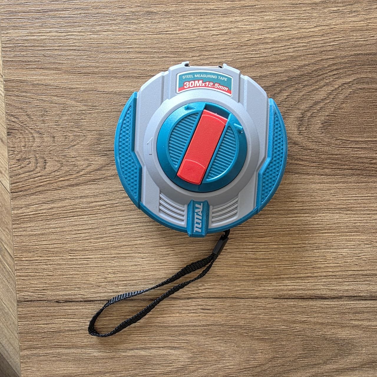 TOTAL Steel Measuring Tape 30m