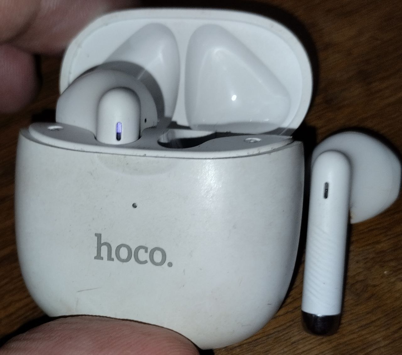 Bluetooth наушники-затычки HOCO ES56