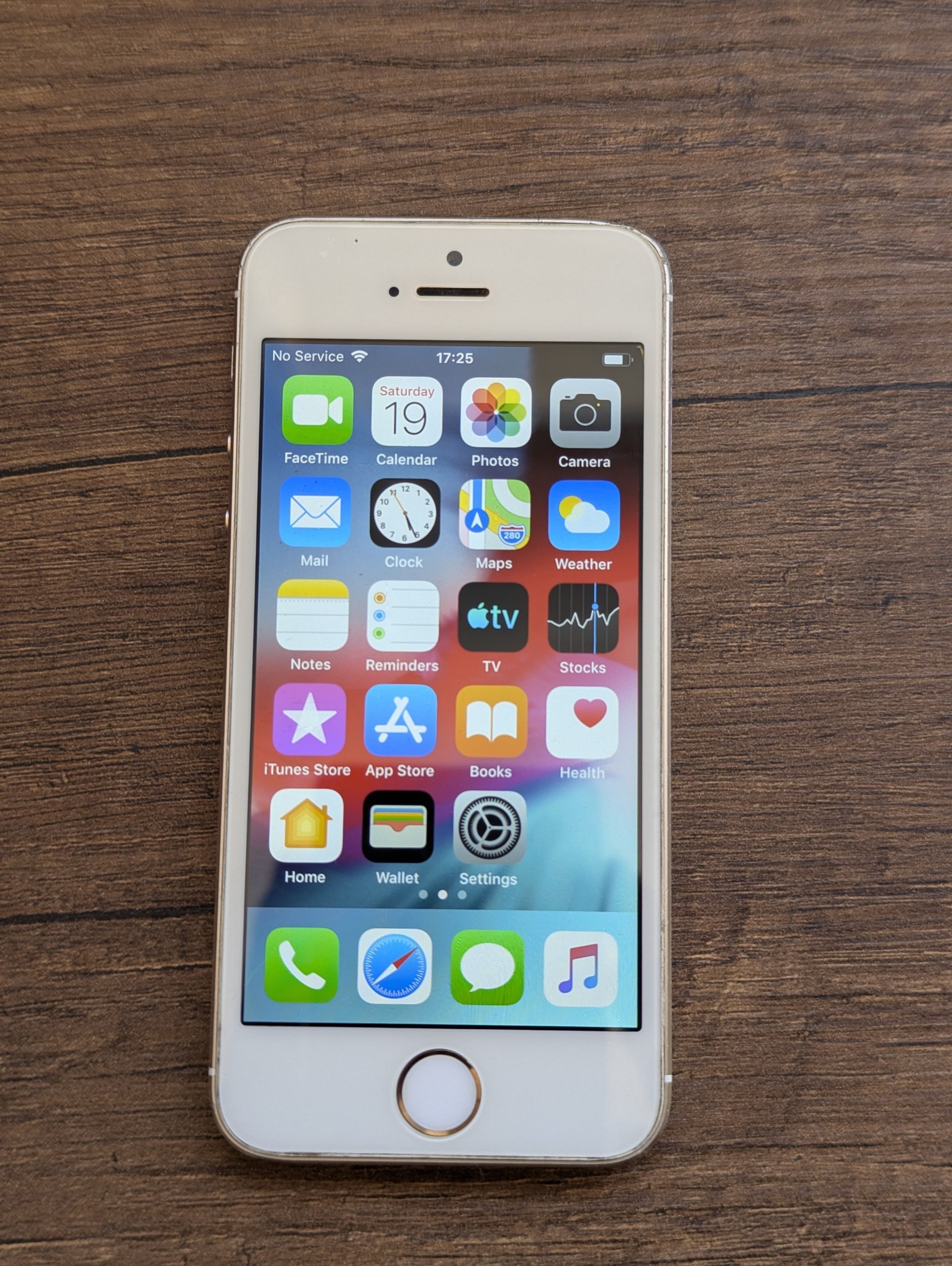 iPhone 5S (Y2K Digicam 2000) — камера / MP3-плеер