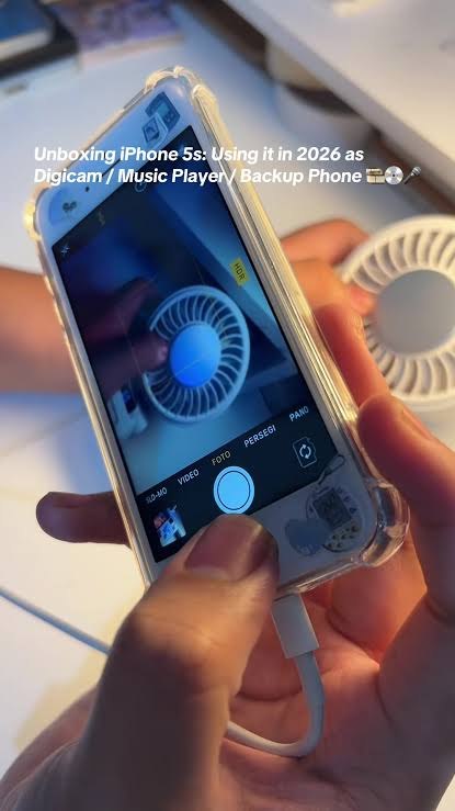 iPhone 5S (Y2K Digicam 2000) — камера / MP3-плеер