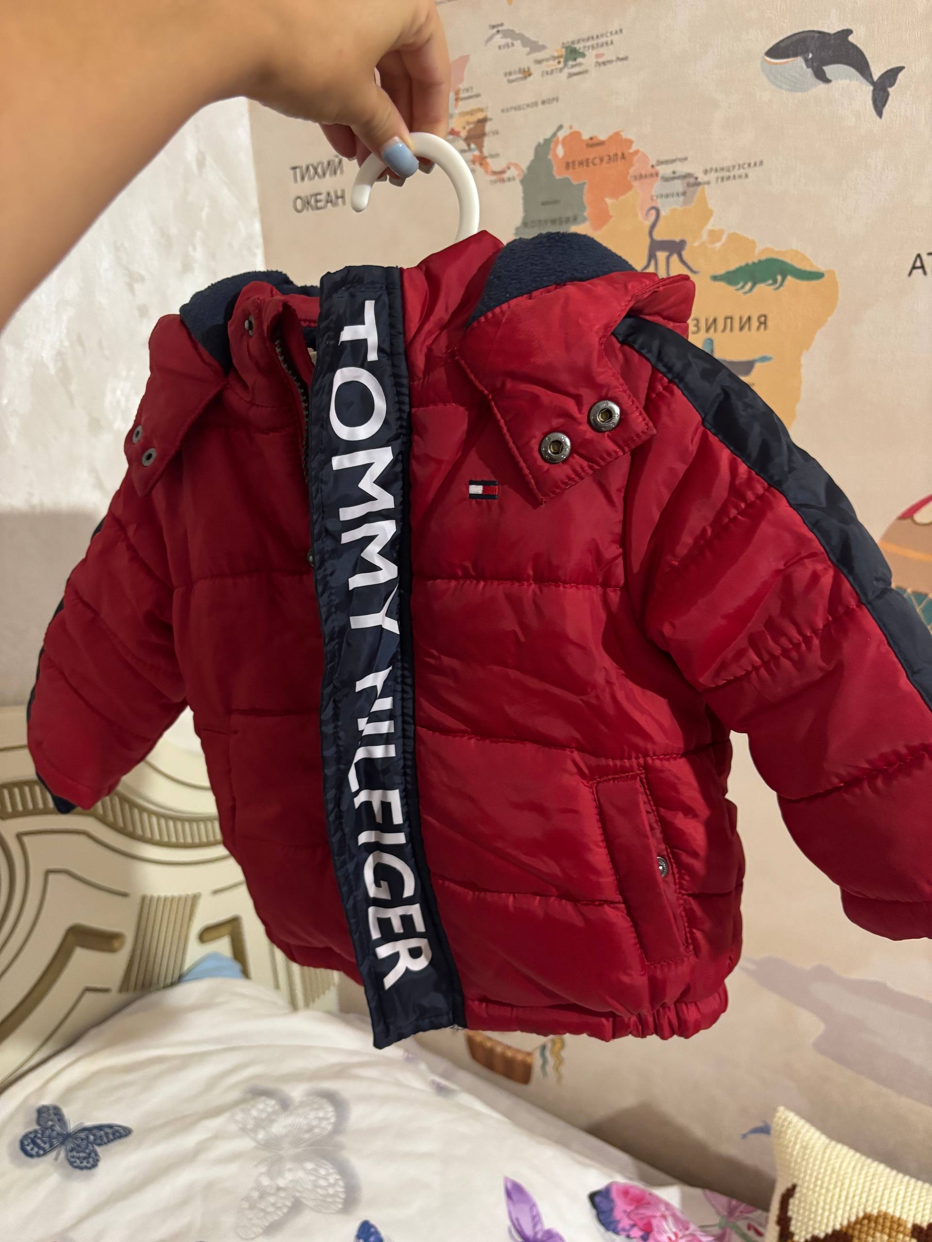 Зимняя куртка Tommy Hilfiger, размер 12 месяцев