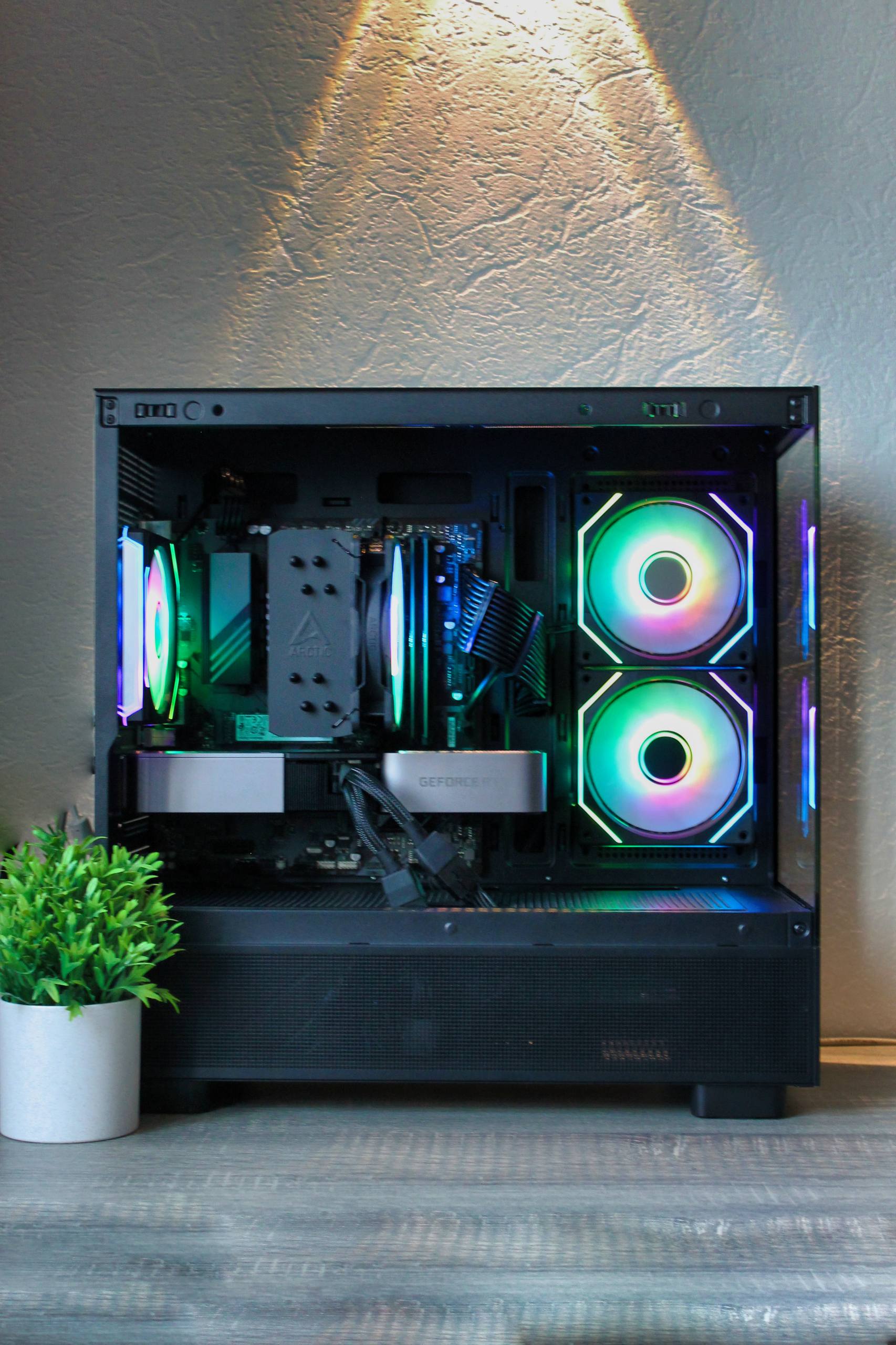 Игровой ПК: Intel Core i5 14400F, RTX 3070 Ti, 16GB DDR5, 512GB SSD