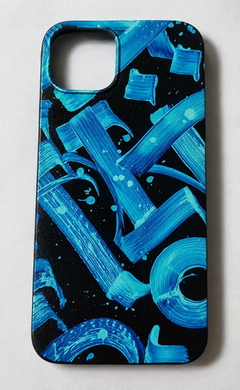 Чехол на iPhone 12