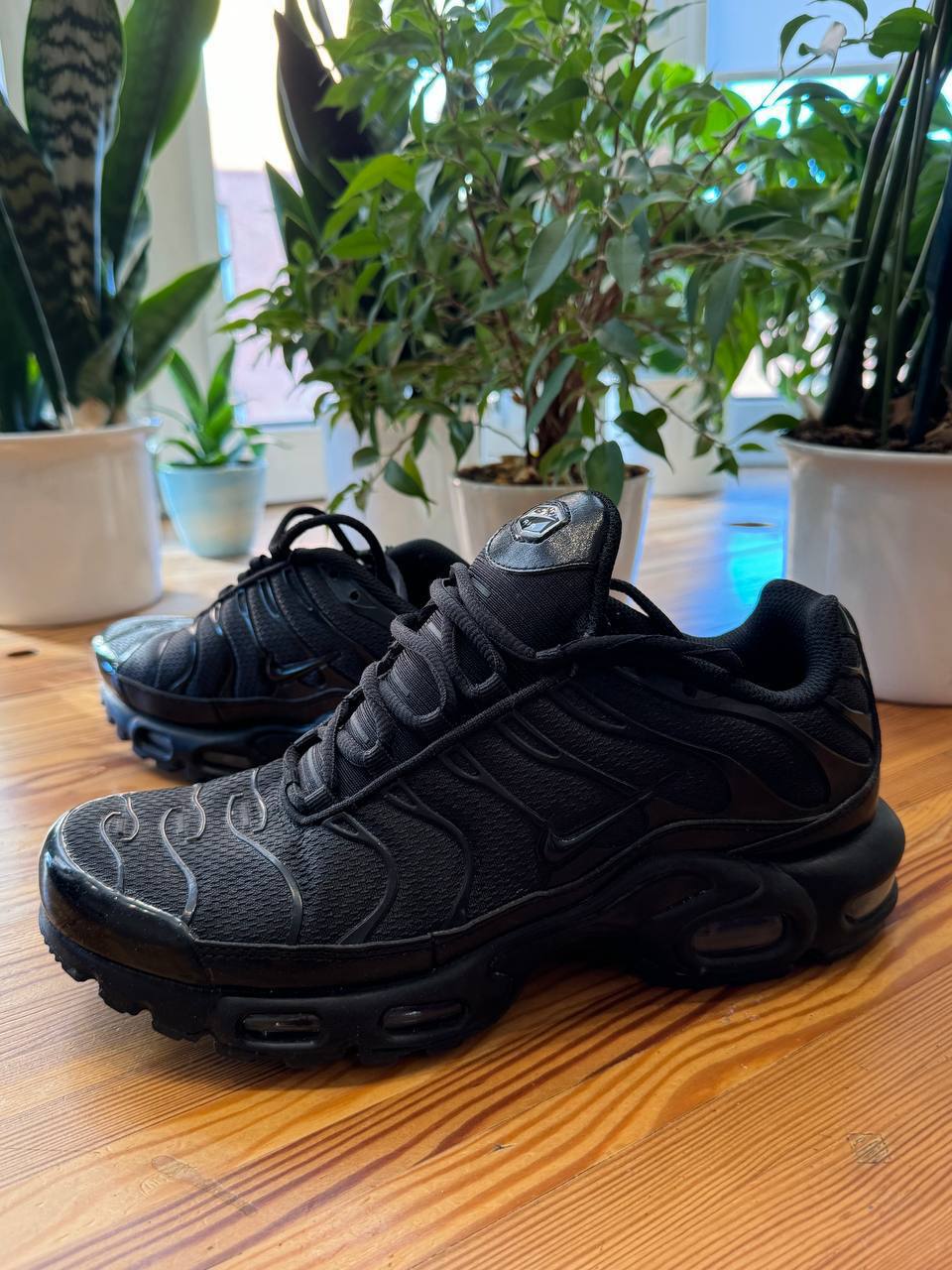Кроссовки Nike Air Max Plus TN, чёрные, Eur 40