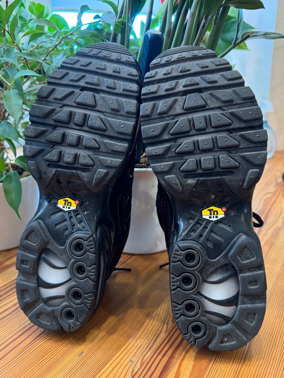 Кроссовки Nike Air Max Plus TN, чёрные, Eur 40