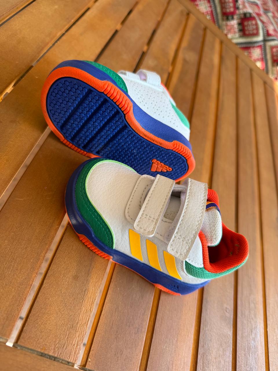 Adidas кроссовки, размер 19