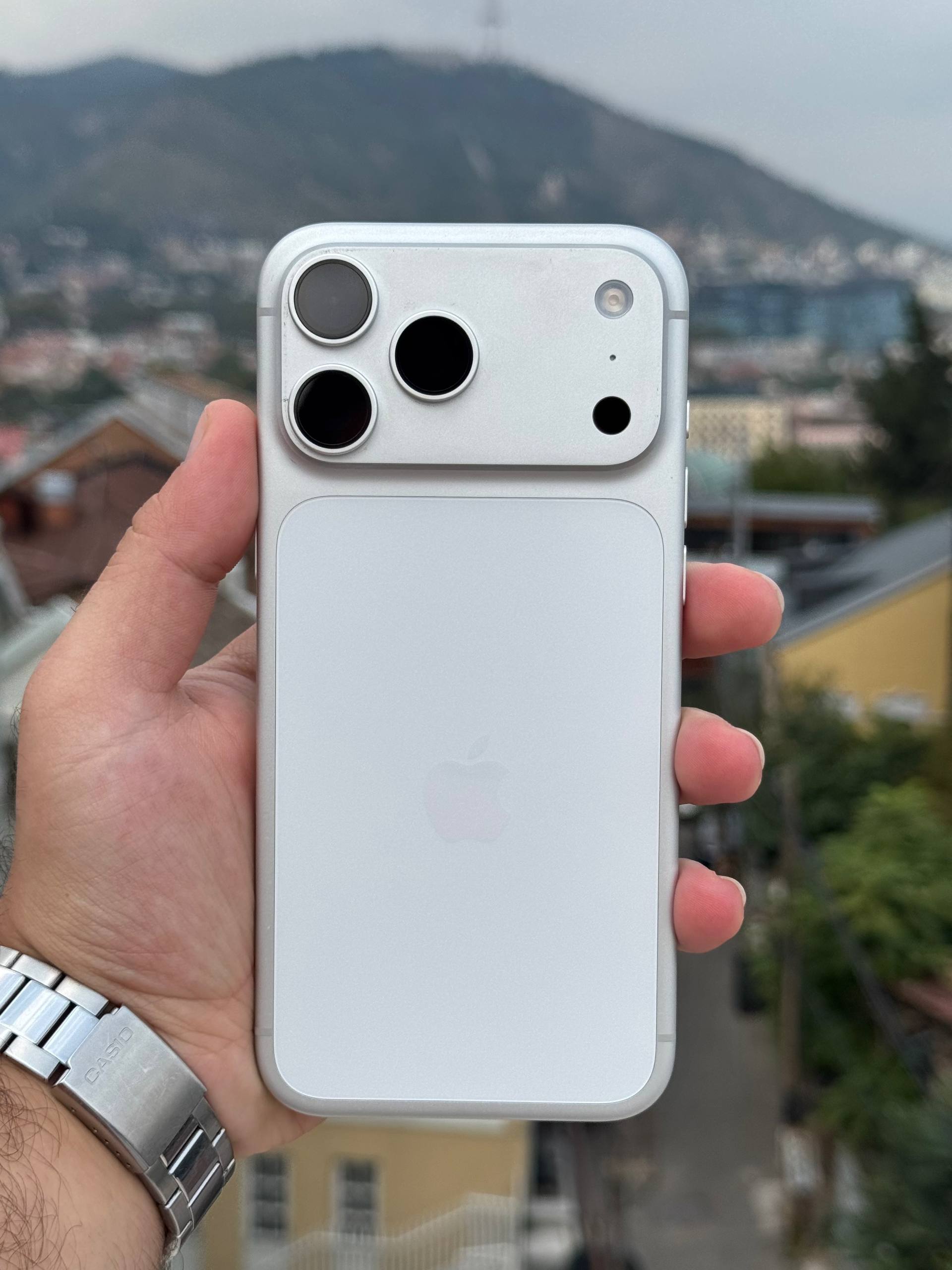 iPhone 17 Pro Max 512GB Silver