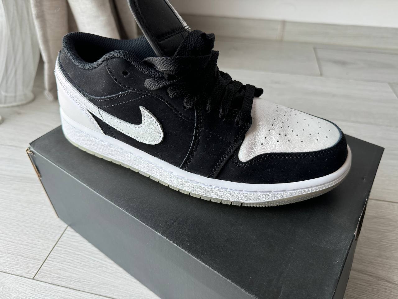 Nike кроссовки новые, размер 7.5 US