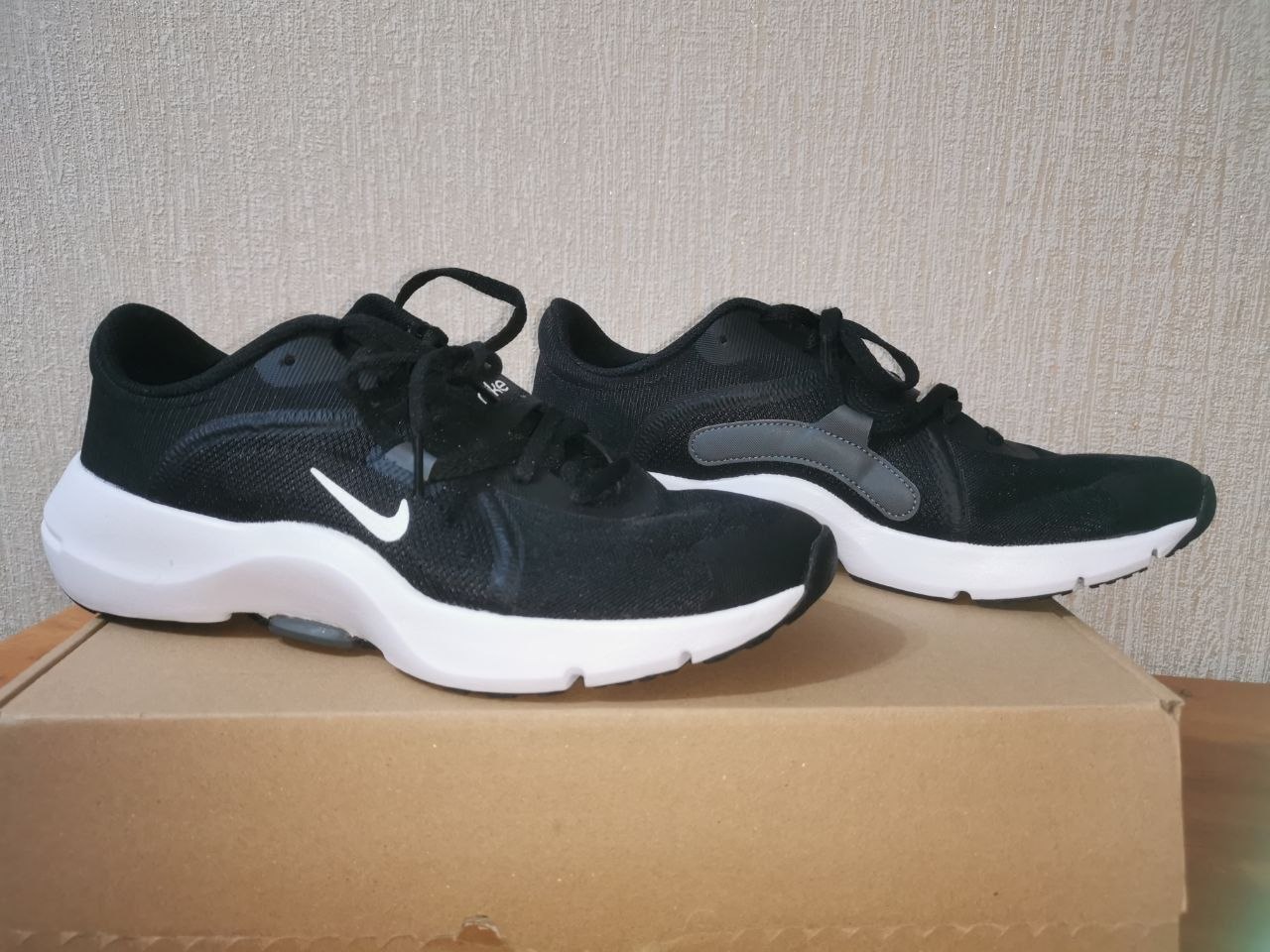 Кроссовки Nike 41 размер