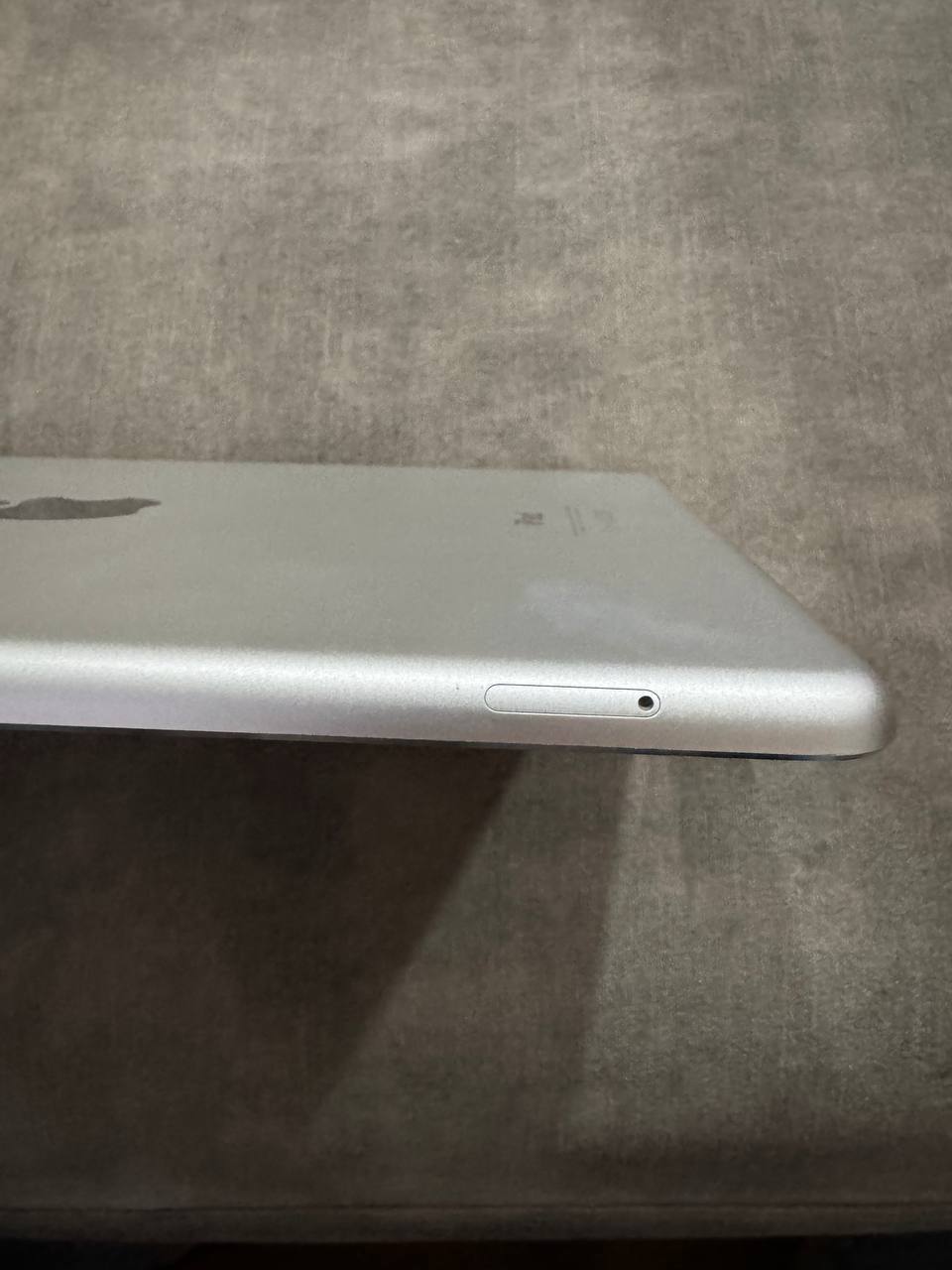 iPad Air 16GB Wi-Fi + Cellular