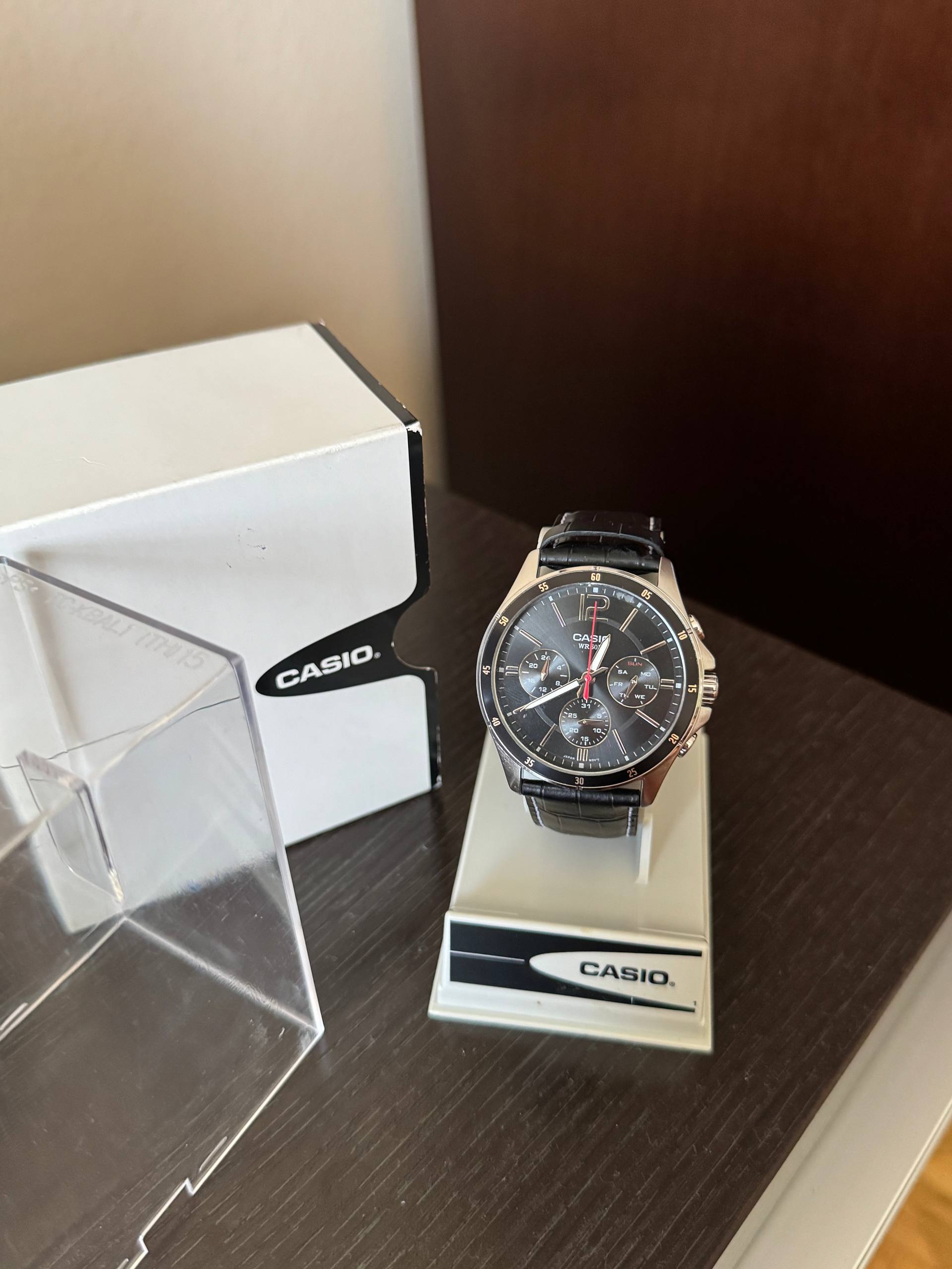 Часы Casio новые в коробке с документами