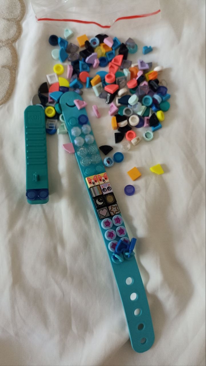 Браслет Lego Dots
