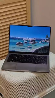 MacBook Pro 14" M1 Max 64GB / 2TB SSD