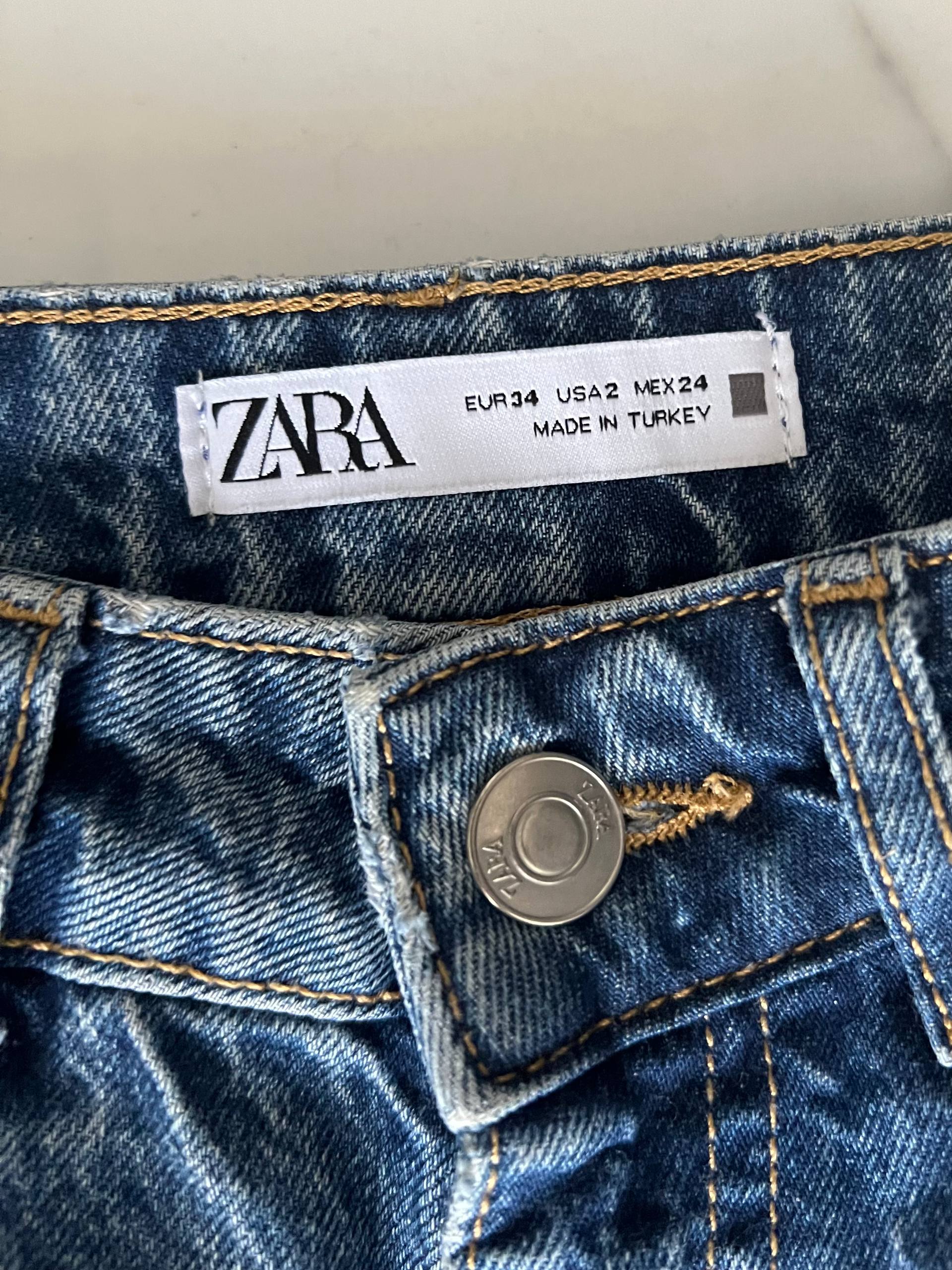 Джинсы ZARA размер 34, высокая посадка, отрезной край