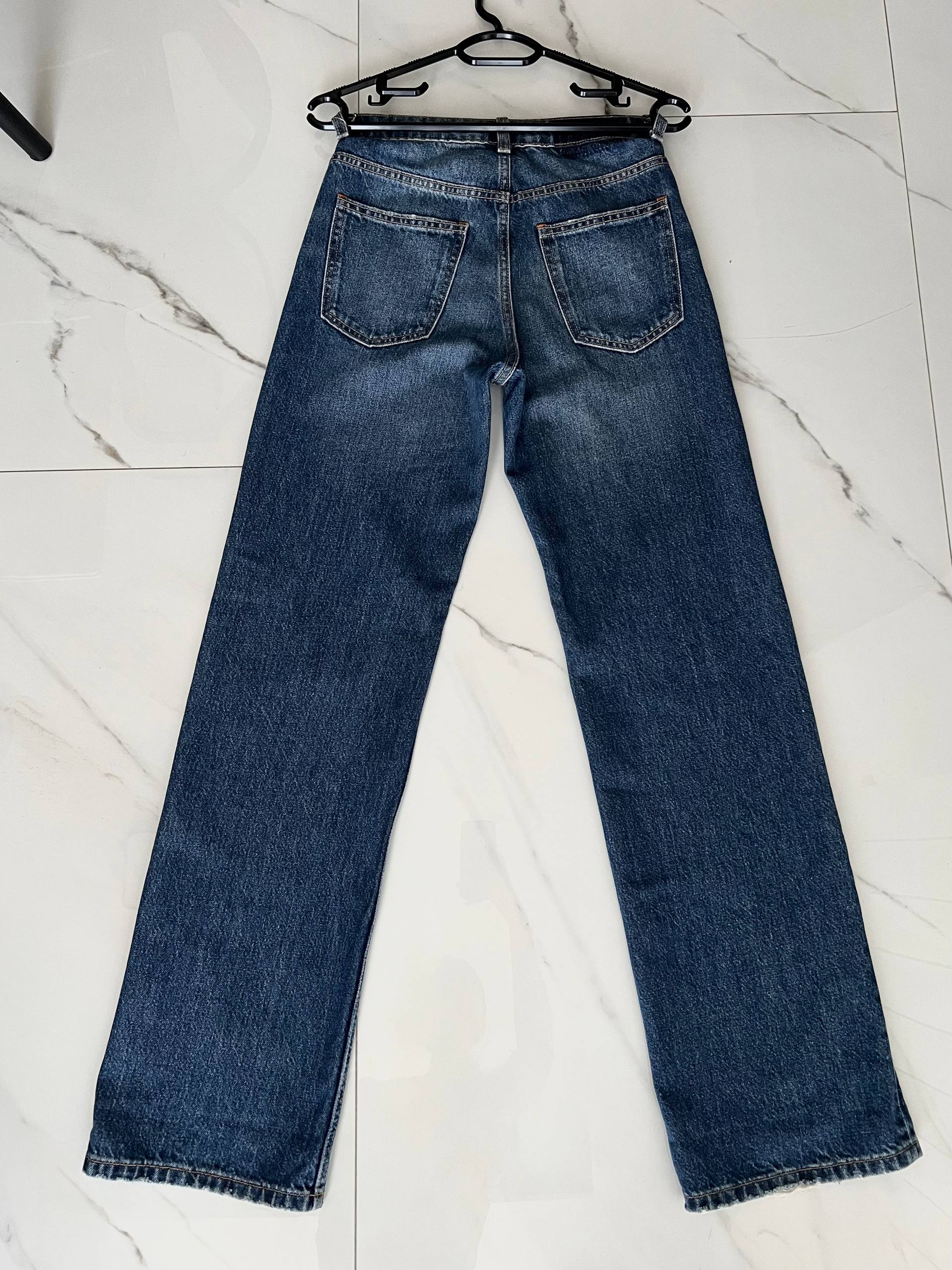 Джинсы ZARA размер 34, высокая посадка, отрезной край
