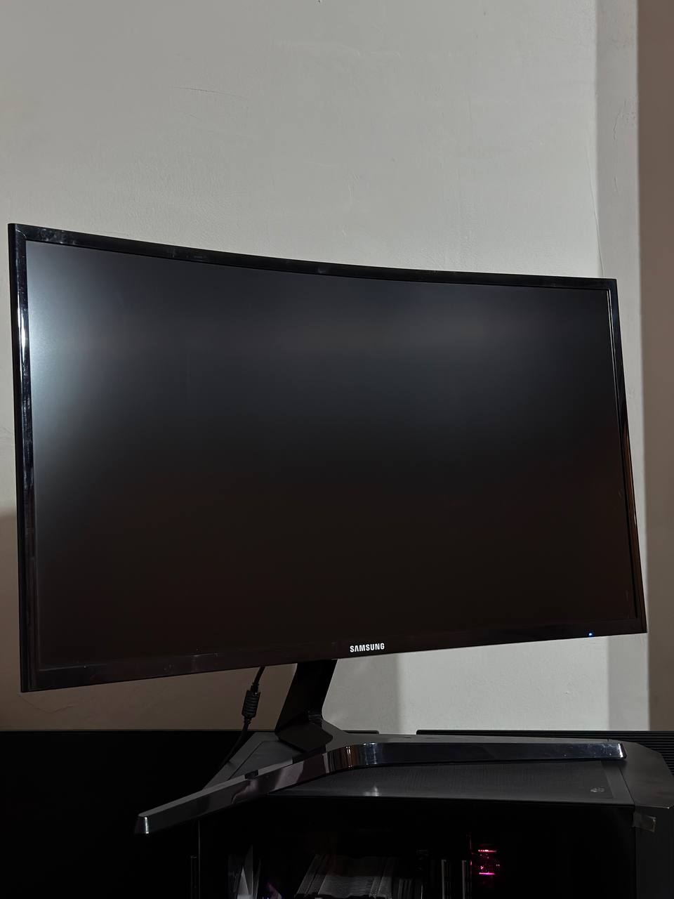 Игровой ПК полным комплектом: i9-9900KF, RX 570, монитор Samsung 27"