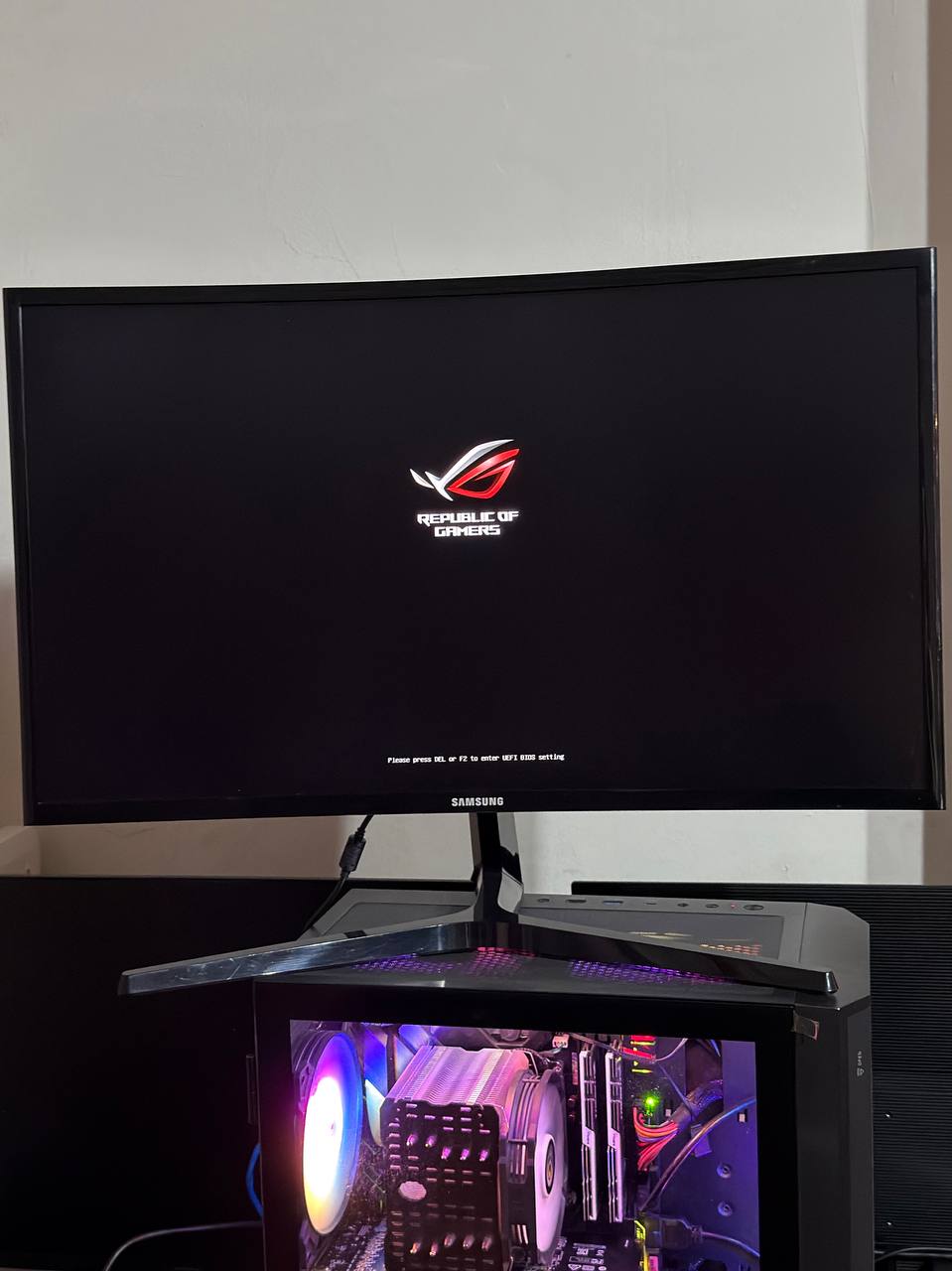 Игровой ПК полным комплектом: i9-9900KF, RX 570, монитор Samsung 27"