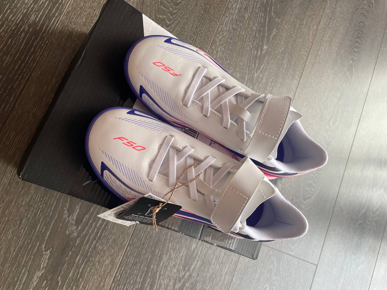 Шиповки Adidas новые, размер 34