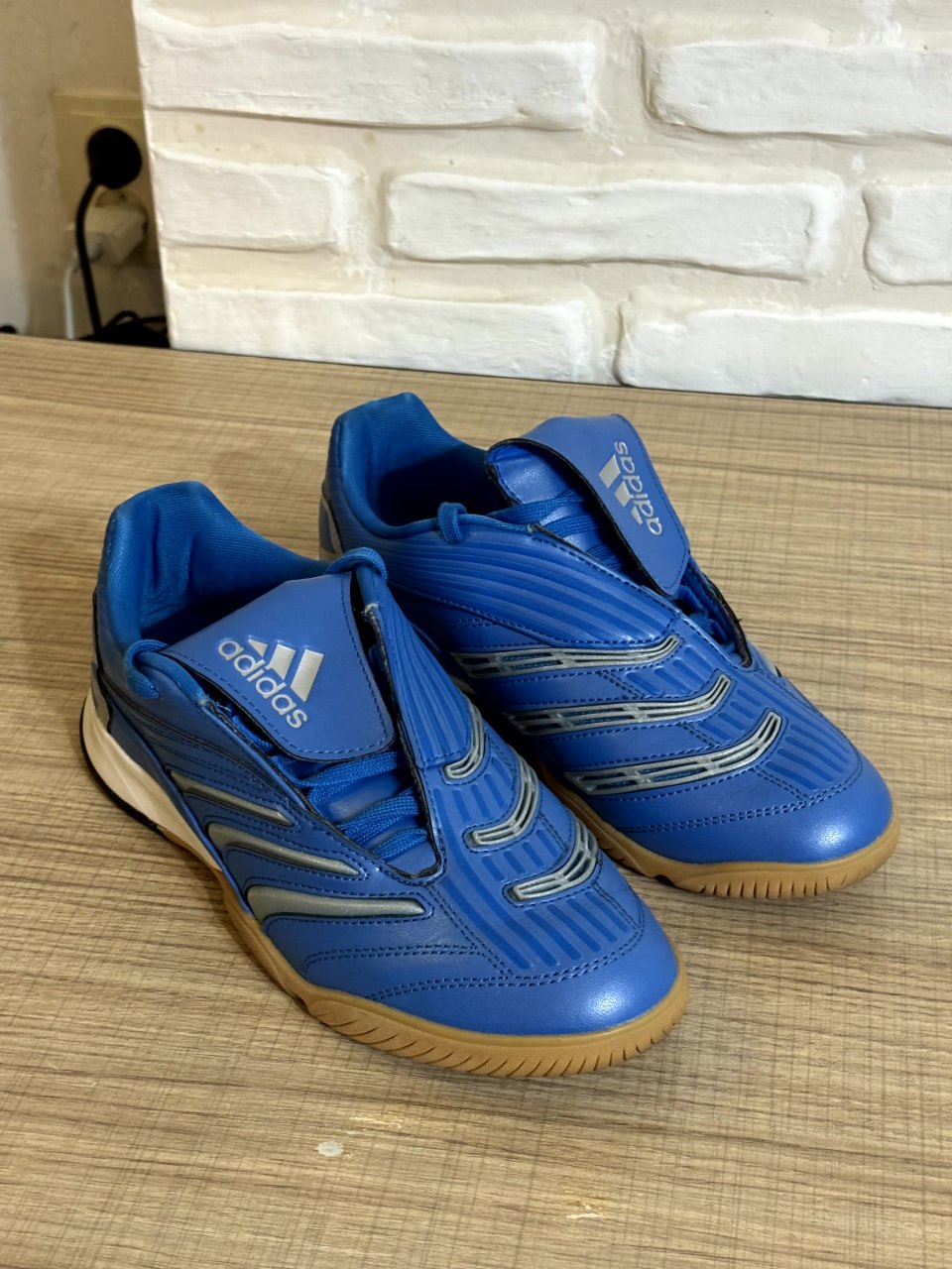 Adidas Originals Predator Sala кроссовки женские, 38-38.5
