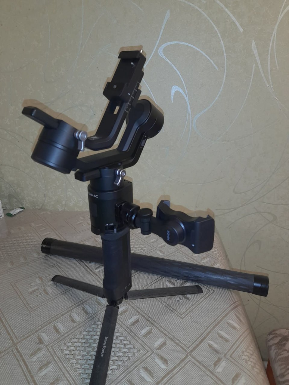 Стабилизатор DJI Ronin-SC для видеосъемки