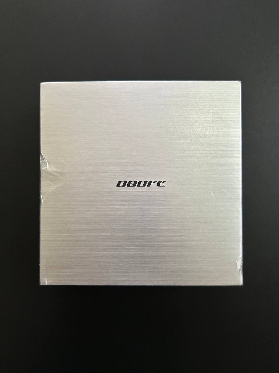 Силиконовый кейс-сердце для AirPods 3