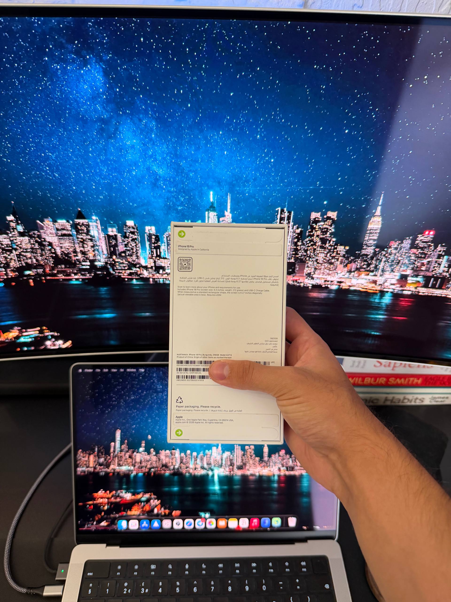 iPhone 18 Pro, 100% аккумулятор, полный комплект