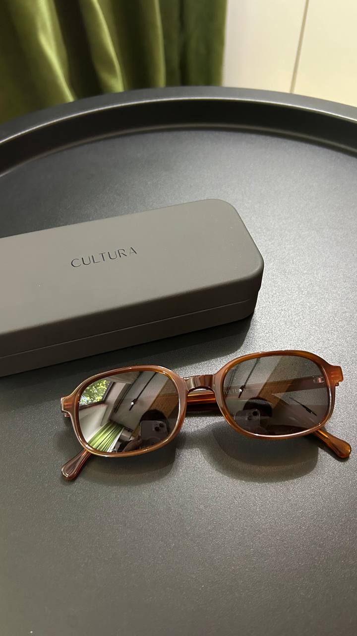 Солнцезащитные очки Cultura Eyewear с чехлом