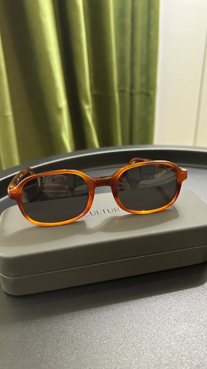 Солнцезащитные очки Cultura Eyewear с чехлом