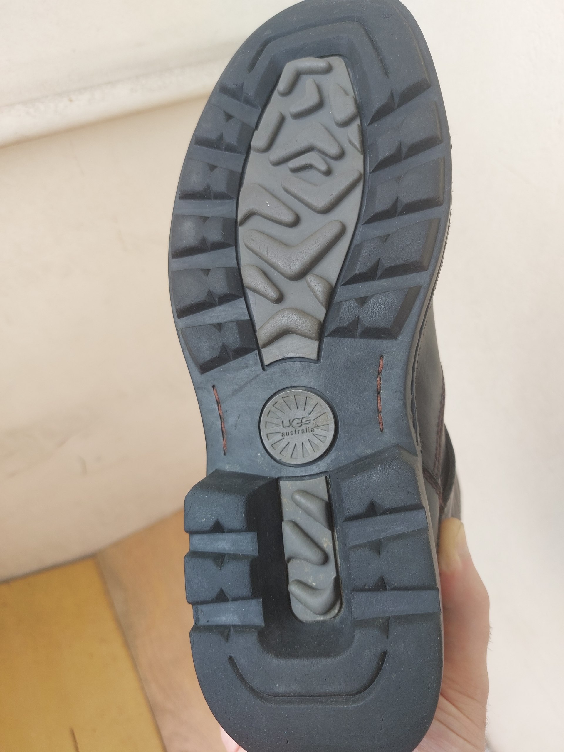 UGG Australia зимние ботинки, EU 43