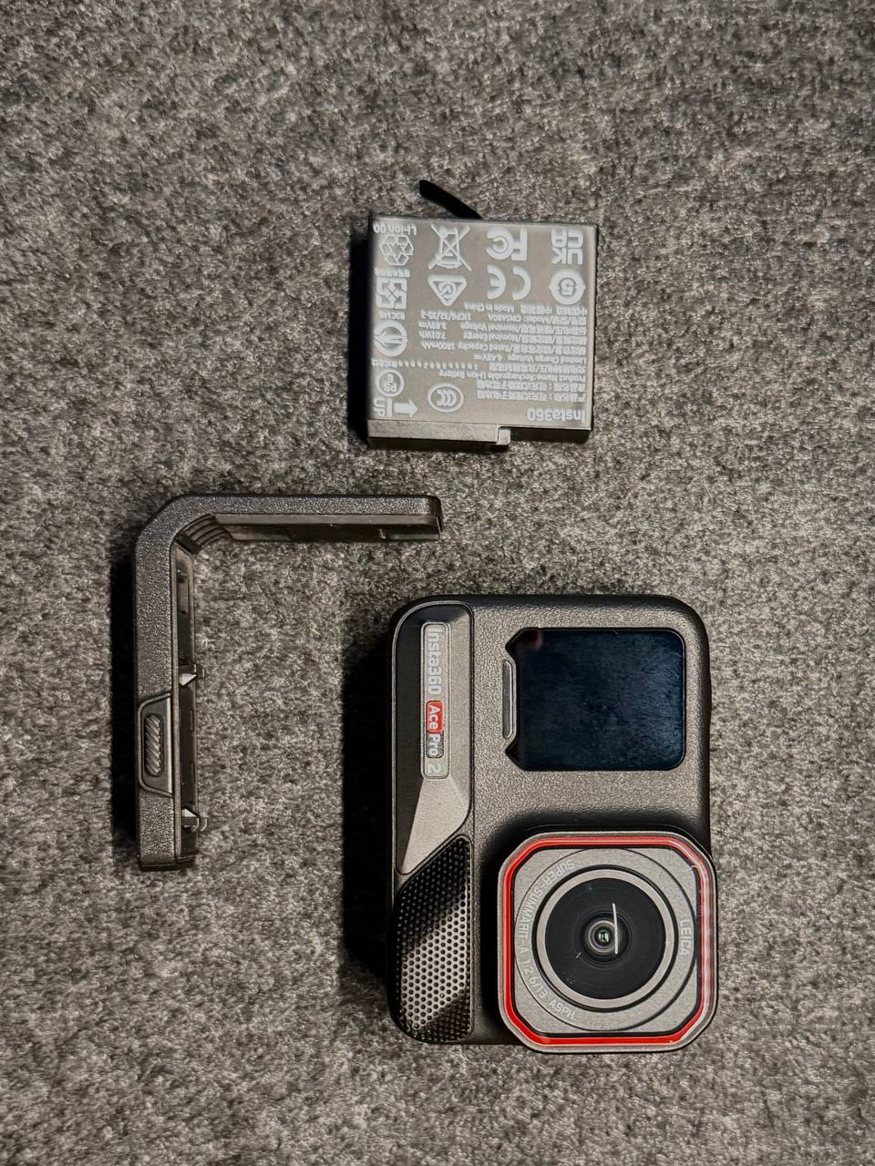 Экшн-камера Insta360 Ace Pro 2 с аксессуарами