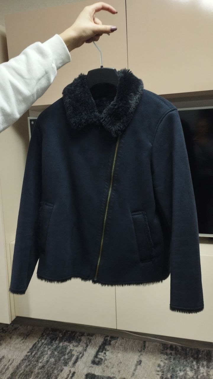 Дублёнка Uniqlo, размер M
