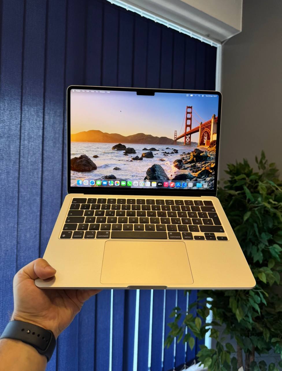 MacBook Air M3 Starlight 8GB 500GB
