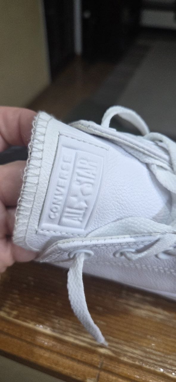 Кожаные Converse 41 размер
