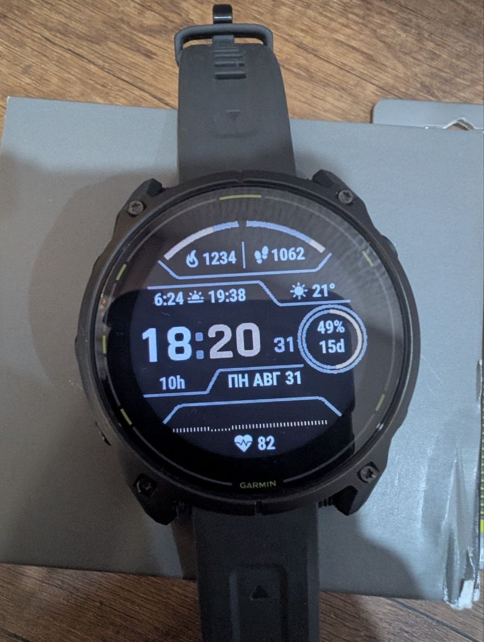 Garmin Enduro 3 + 2 оригинальных силиконовых ремешка