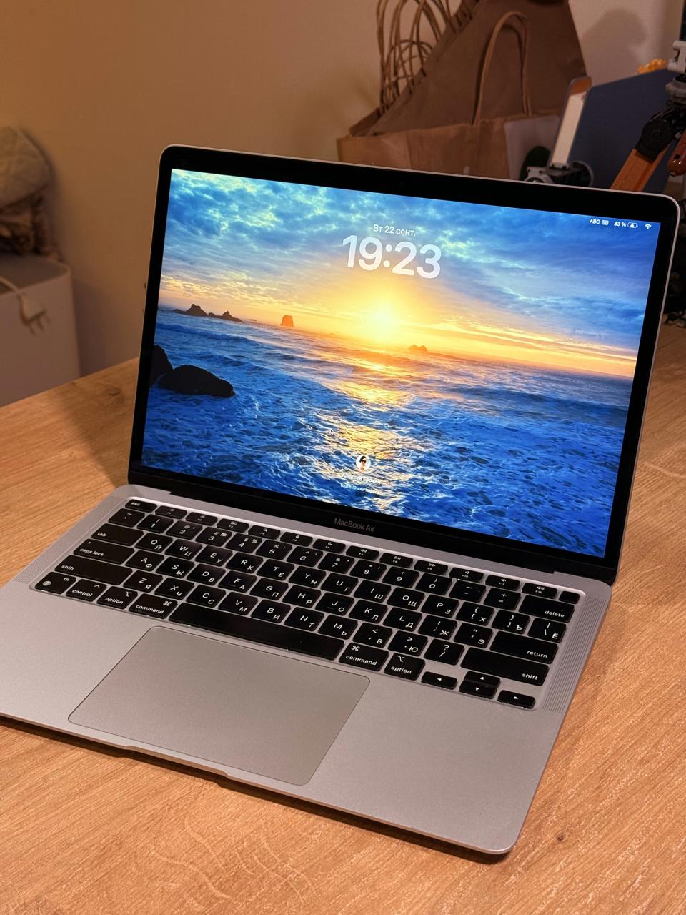 Ноутбук Apple MacBook Air M1 13" 8/512