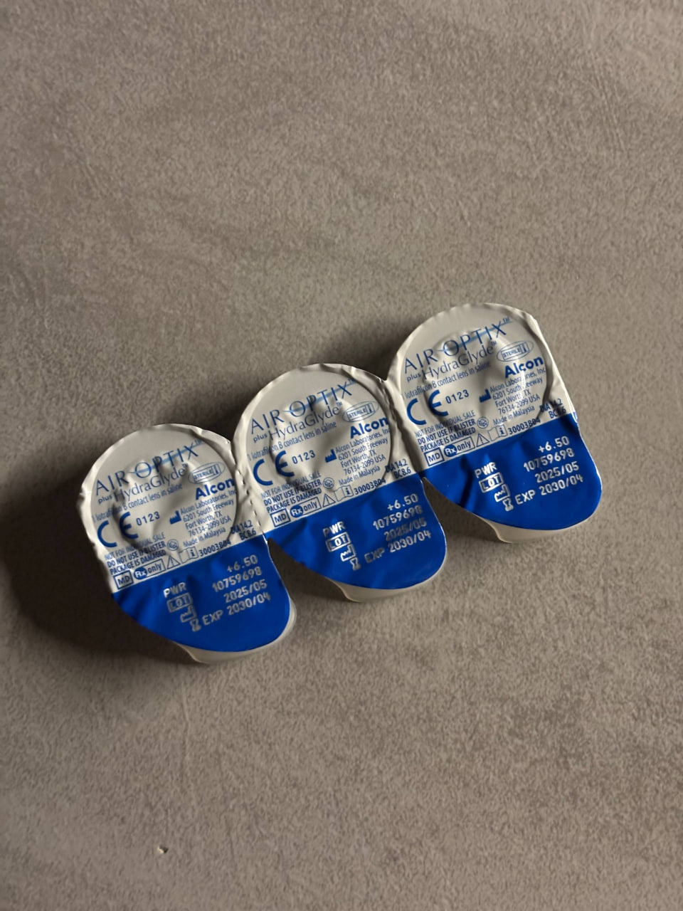Контактные линзы ALCON Air Optix HydraGlyde +6.50 Monthly