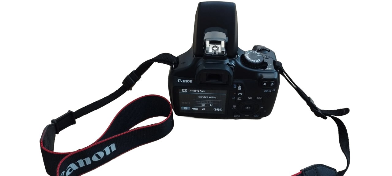 Canon Rebel T3i (EOS 600D) зеркальная камера с объективом EF-S 18-55mm