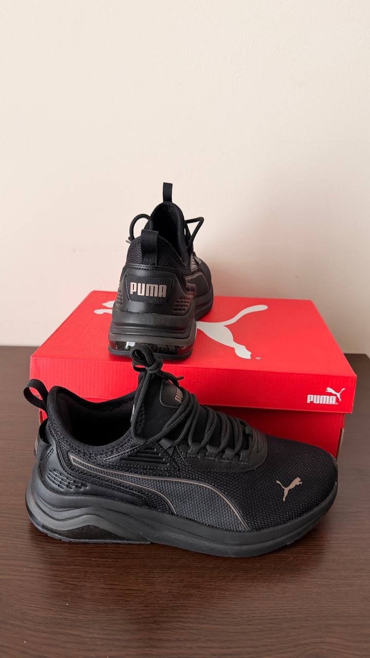 Кроссовки женские PUMA, новые, размер 39