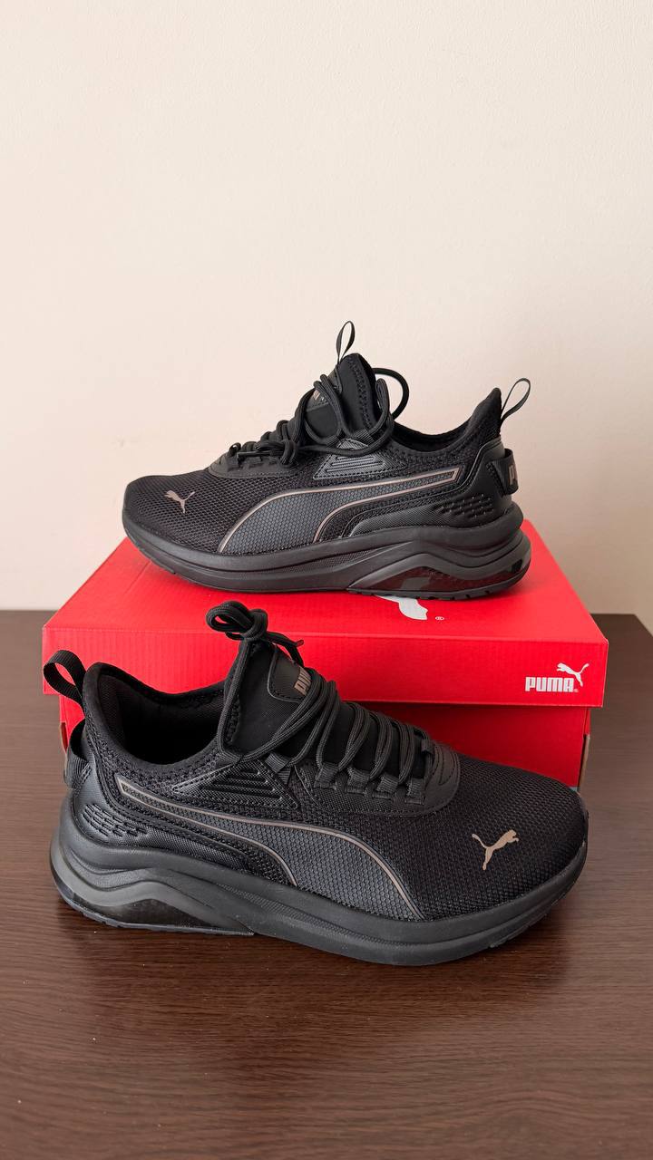 Кроссовки женские PUMA, новые, размер 39